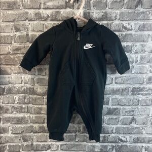 Nike‎ Black Hooded Kids Footie